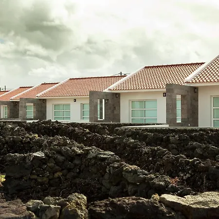 Jeiroes Do Mar Madalena (Azores)